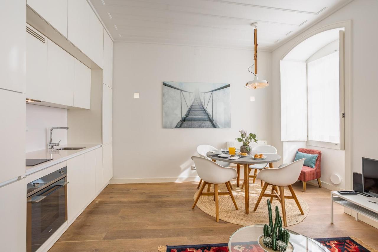 Chic Tailor Made Flat In Chiado Apartment Lisboa Екстериор снимка